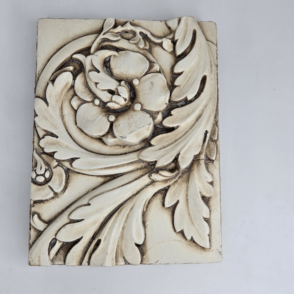 Sid Dickens Memory Block Leaf Swirl T-60 Canada Retired